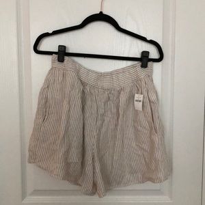 NWT - Gap Striped Linen Shorts